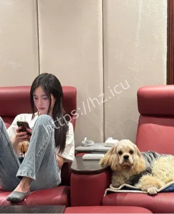 张雅倩抖音白月光女孩